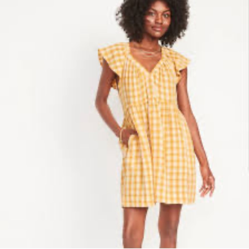SALE!! Pockets!! Flowy Minidress with pockets.